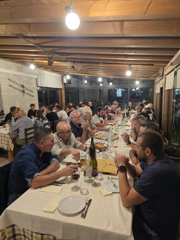 Soci della Riserva di Pederobba riuniti durante la Cena Sociale